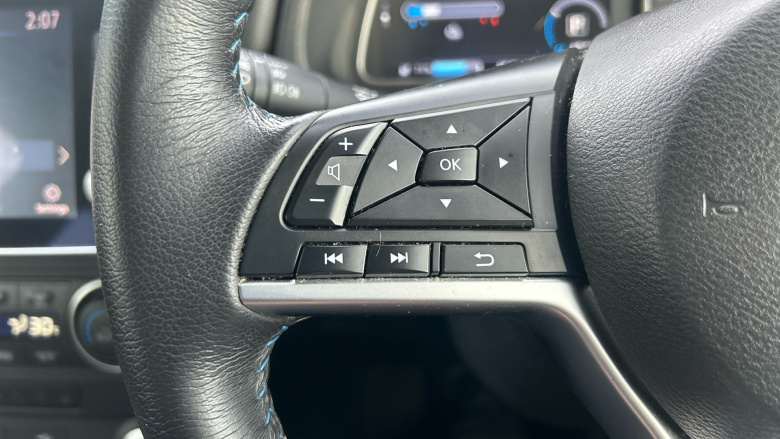 Nissan LEAF 110kW Acenta 40kWh 5dr Auto [6.6kw Charger] Electric Hatchback